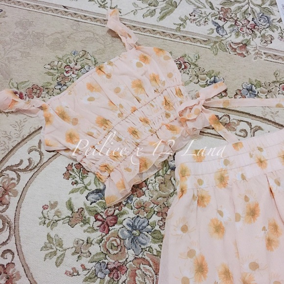 The Girl In The Oil Painting Sun Flower Dress Set - Picture 4 of 12